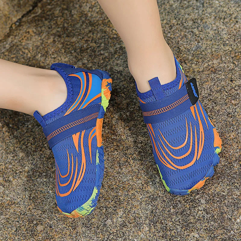 Summer Kids Beach Aqua Shoes Boys Girls Barefoot Water Shoes Indoor Children Quick-Dry Drainage Swim Sandals Surf Wading Sneaker