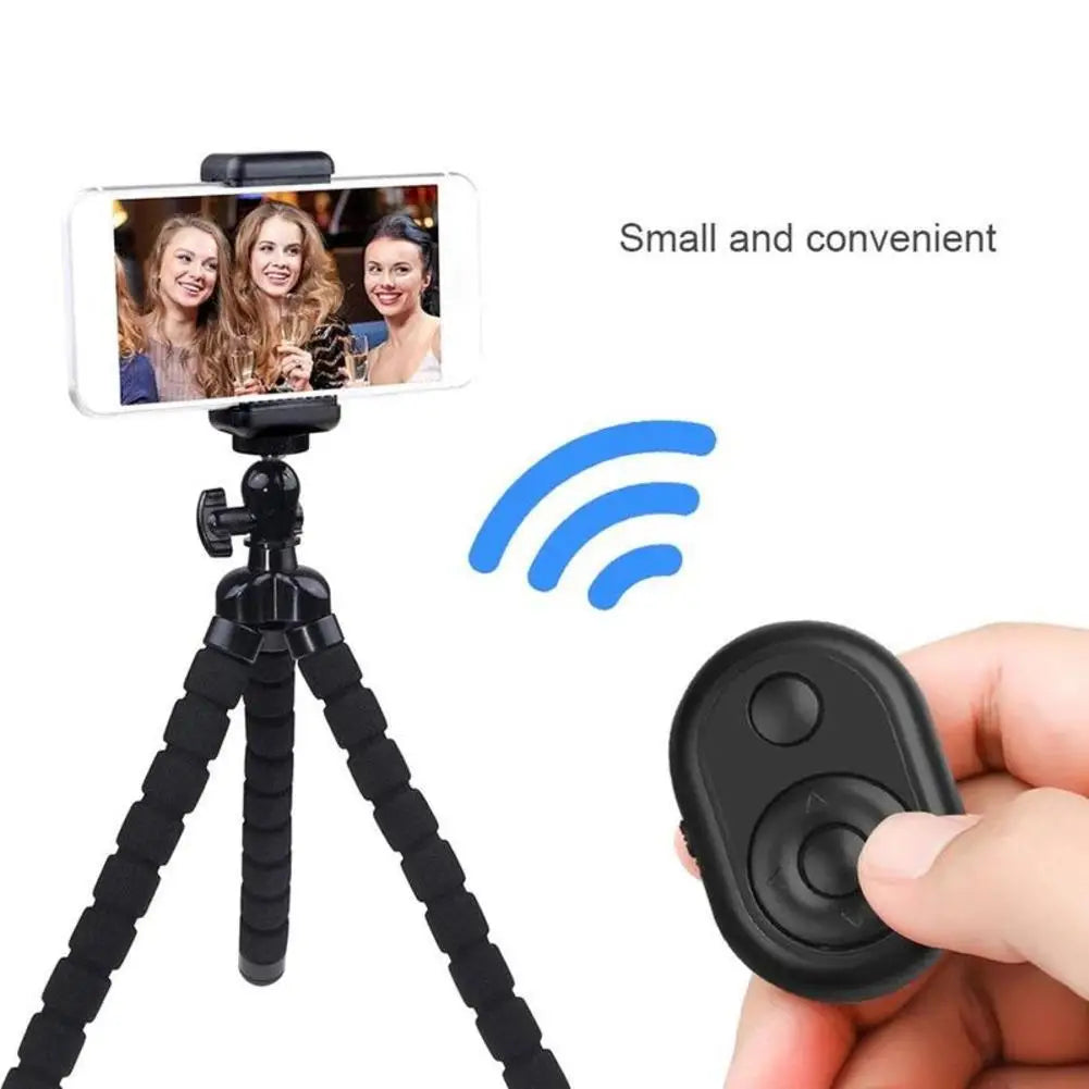Remote Control Bluetooth Selfie Shutter for TikTok Auto-Swipe/Like/Page Turn with Magnetic Phone Clip Wireless Photo Timer