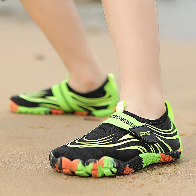 Summer Kids Beach Aqua Shoes Boys Girls Barefoot Water Shoes Indoor Children Quick-Dry Drainage Swim Sandals Surf Wading Sneaker